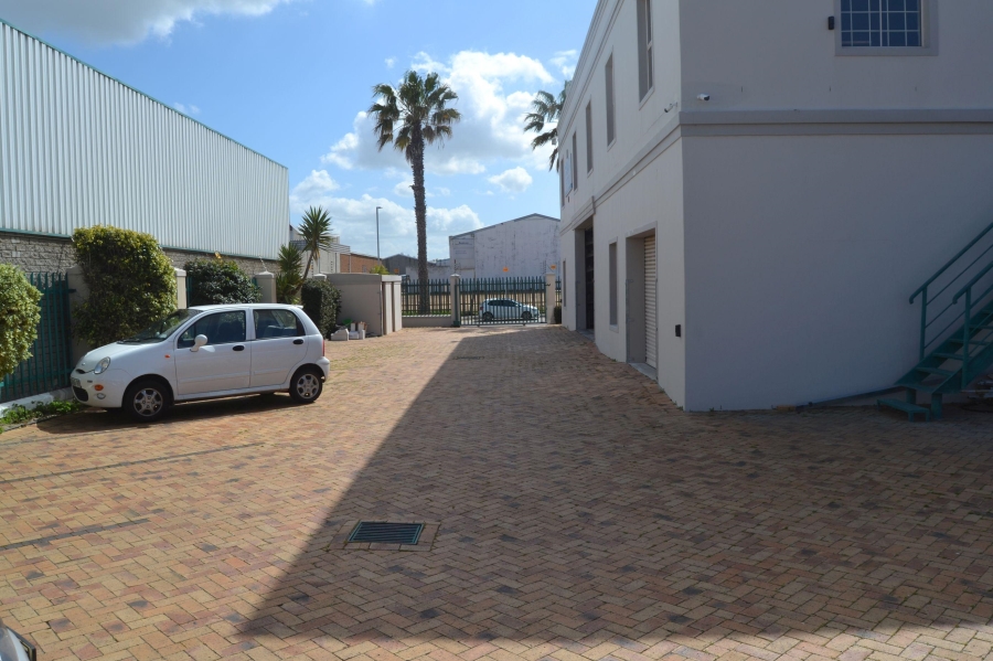 Commercial Property for Sale in Killarney Gardens Western Cape